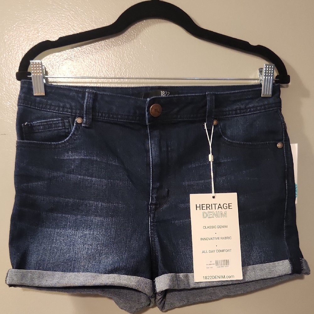 1822 Denim Blue Jean Shorts Mid-Rise Stretchy